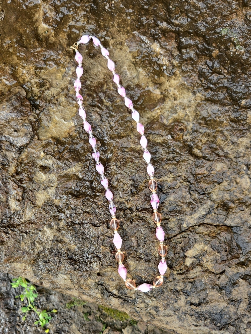 Pink Beaded Women's Necklace - Elegant Pink Fashion Jewelry
